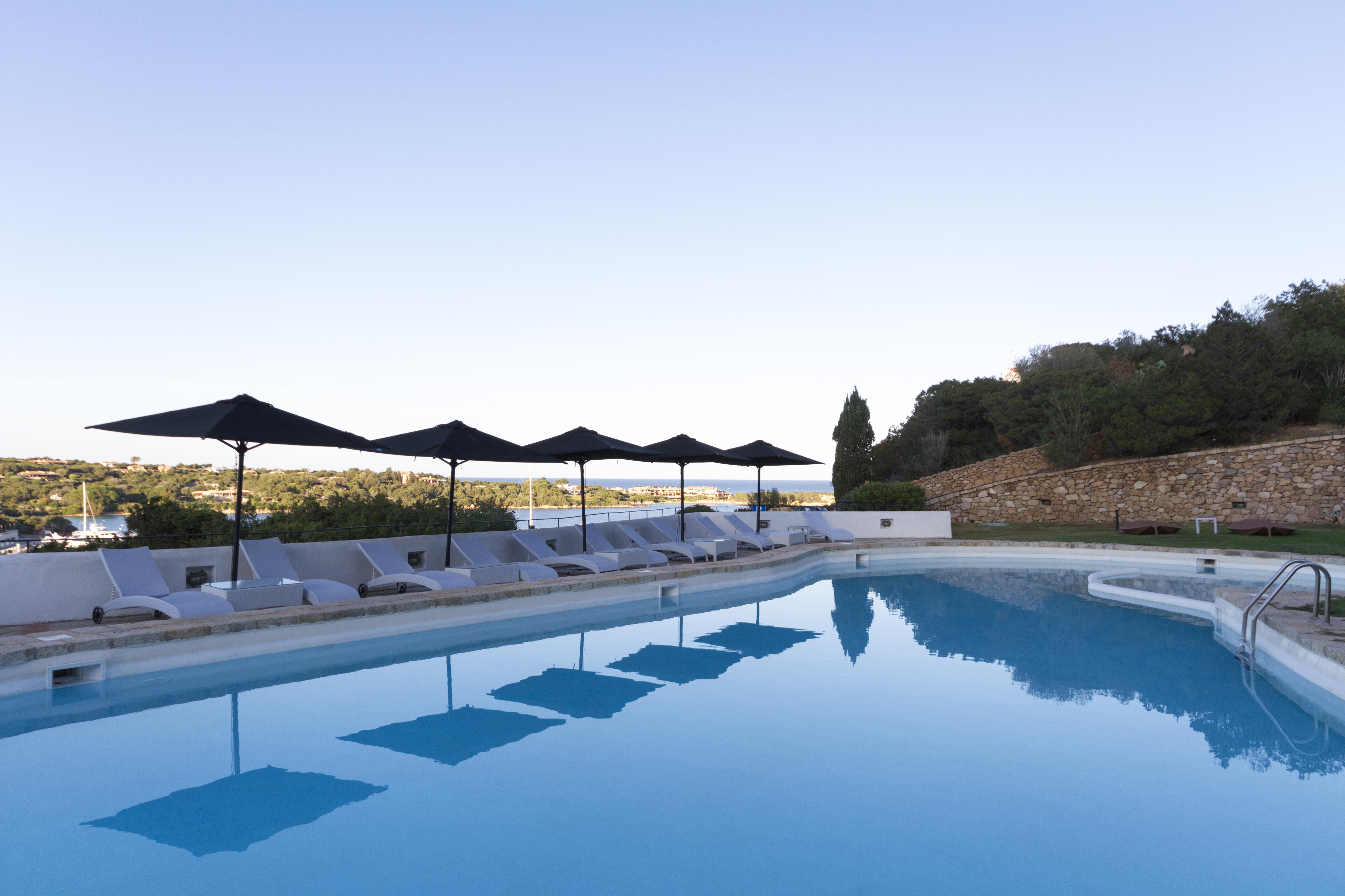 Hotel Luci Di La Muntagna Porto Cervo Exterior photo