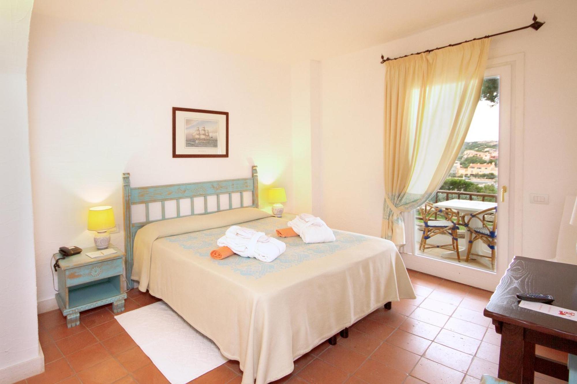Hotel Luci Di La Muntagna Porto Cervo Room photo